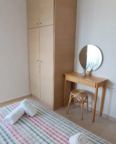 North Bay * Rhodes City